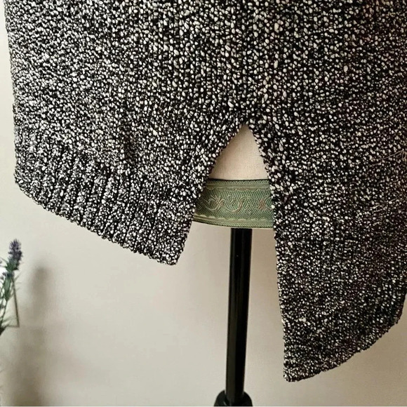 Lou & Grey Black White Marled Knit Sweater S Relaxed Fit High-Low Cozy Pullover - Picture 8 of 12